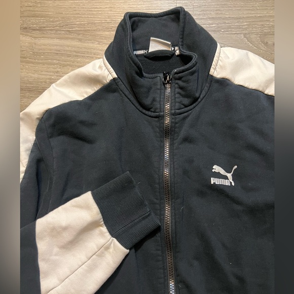 Womans size large sweater - Picture 2 of 2